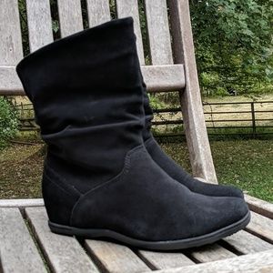 frye boots and purses